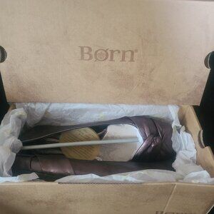 Born - Lilly Flats (Womens size 11)